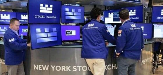 US Stocks Fall, Crude Oil Rises as Middle East Conflict Keeps Markets on Edge