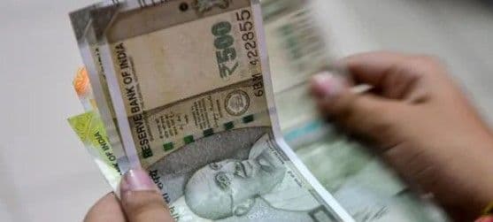 Rupee posts biggest single-day jump in 13 years — thanks to RBI's forex crackdown